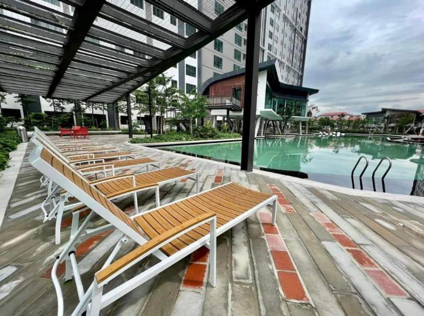 M Centura Sentul *